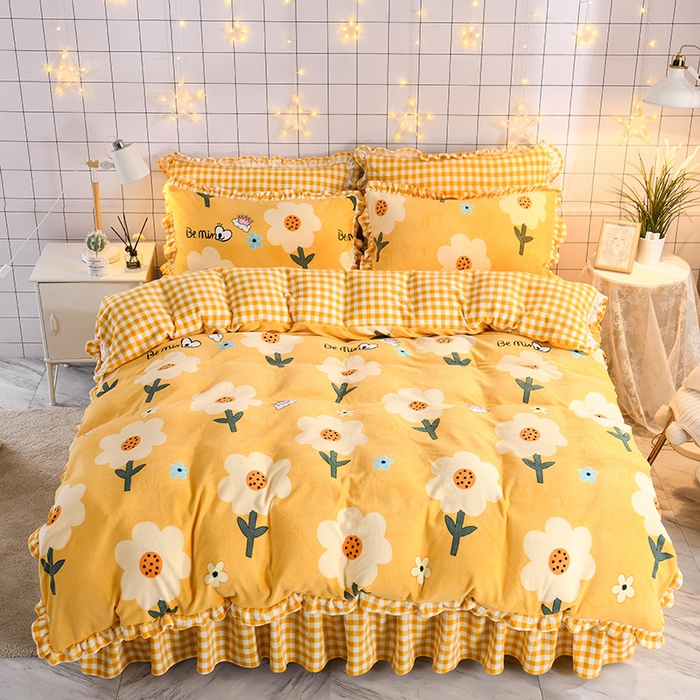 91家纺网 家纺一手货源 找家纺 （总）睡美人 2025新款韩版印花牛奶绒床裙款四件套