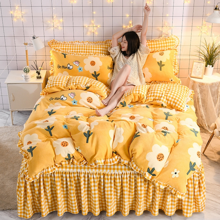 91家纺网 家纺一手货源 找家纺 （总）睡美人 2025新款韩版印花牛奶绒床裙款四件套