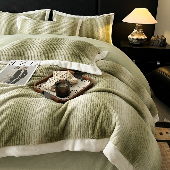 91家纺网 家纺一手货源 找家纺 （总）羽梦 2025秋冬新品260克加厚全消光貂狐绒工艺款超保暖四件套