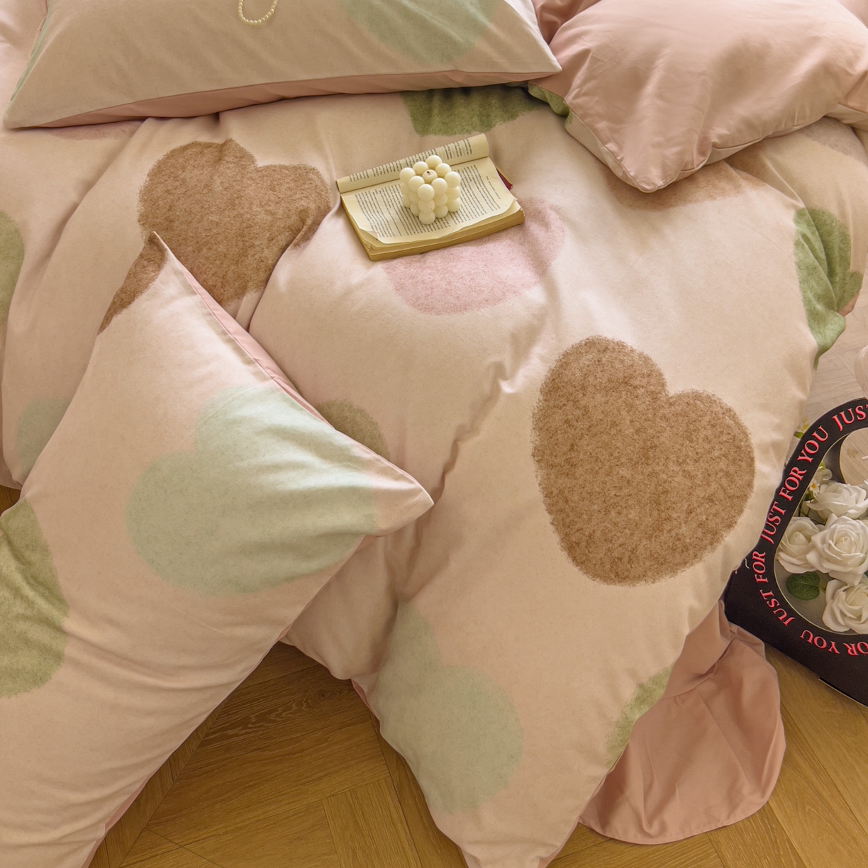 91家纺网 家纺一手货源 找家纺 田野 2025新款全棉13360加厚磨毛印花四件套 爱你-粉