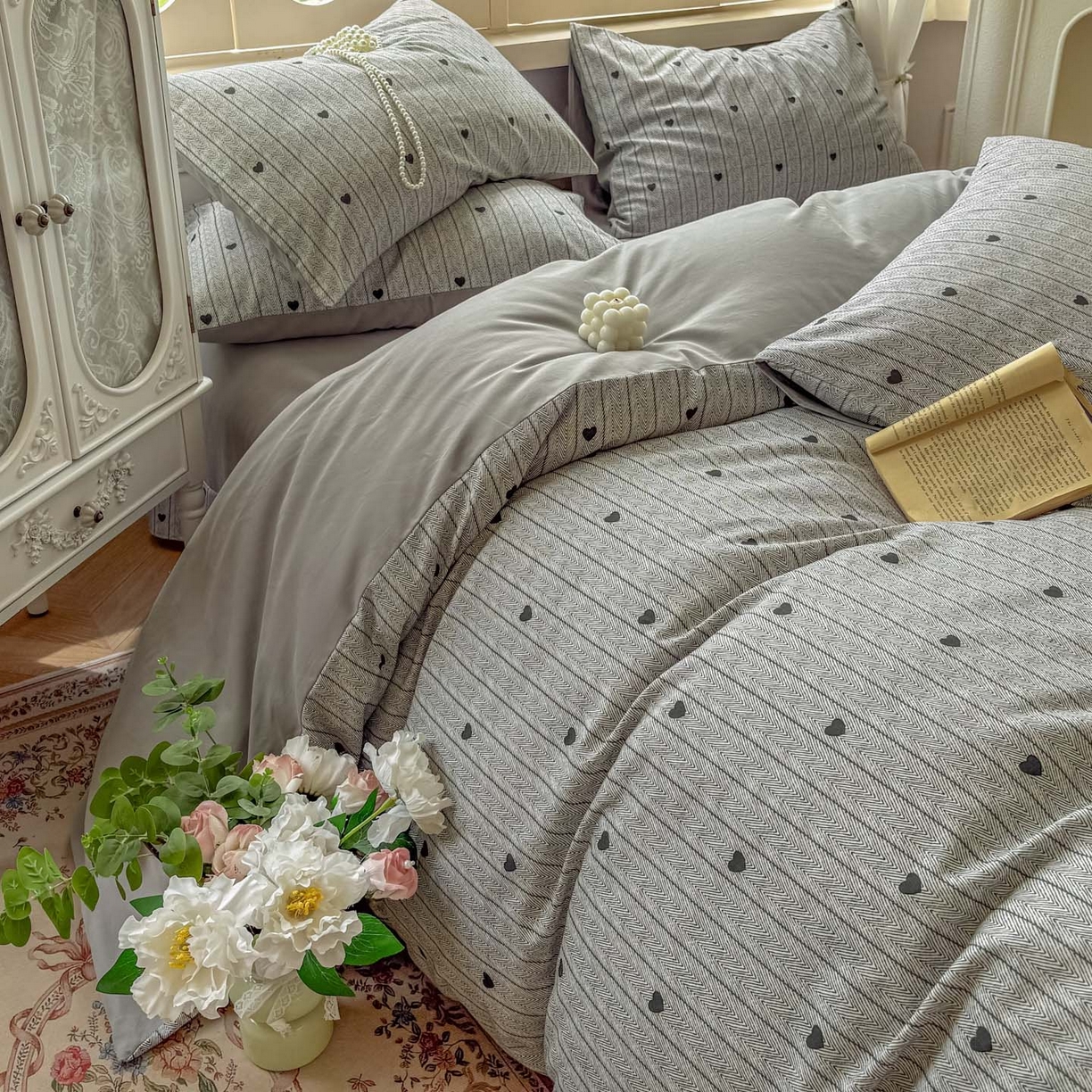 91家纺网 家纺一手货源 找家纺 田野 2025新款全棉13360加厚磨毛印花四件套 初恋-灰