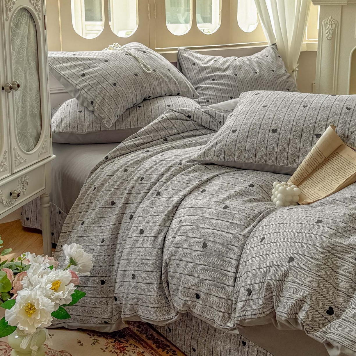 91家纺网 家纺一手货源 找家纺 田野 2025新款全棉13360加厚磨毛印花四件套 初恋-灰