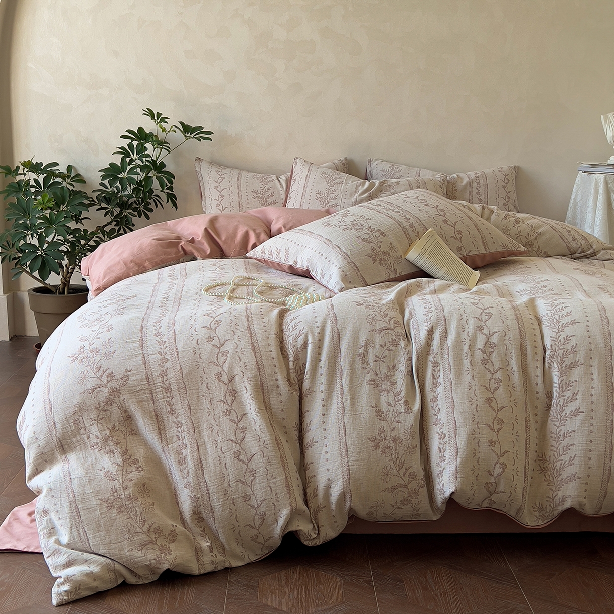 田野 2025新款全棉三层纱提花磨毛系列四件套 浪漫花韵-棕红