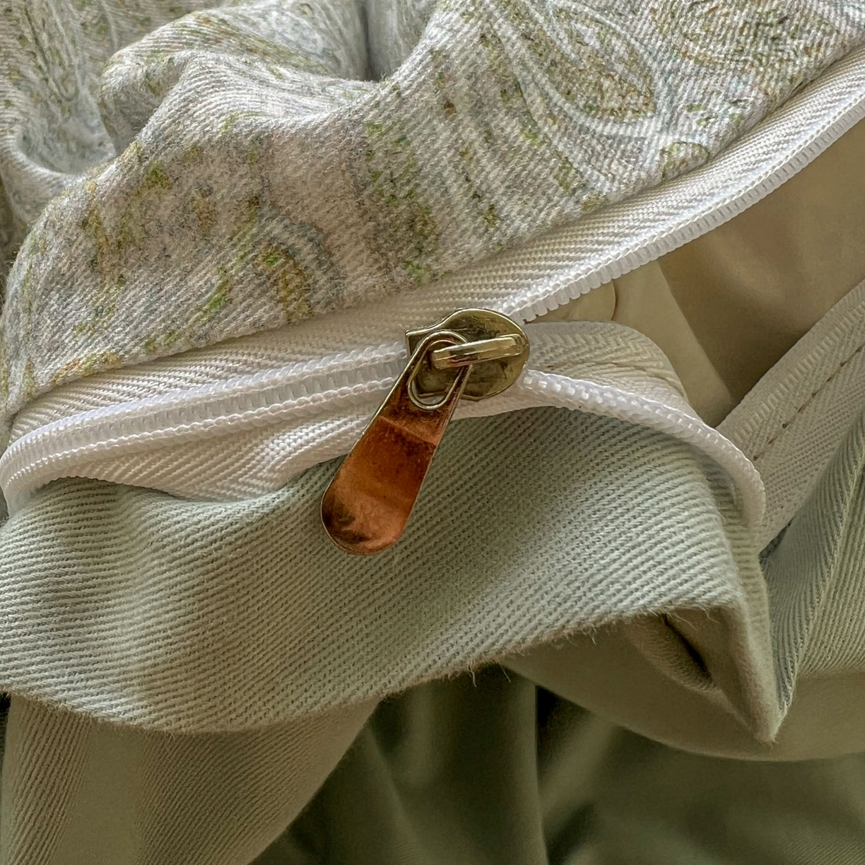 91家纺网 家纺一手货源 找家纺 田野 2025新款全棉13360加厚磨毛印花四件套 梵镜