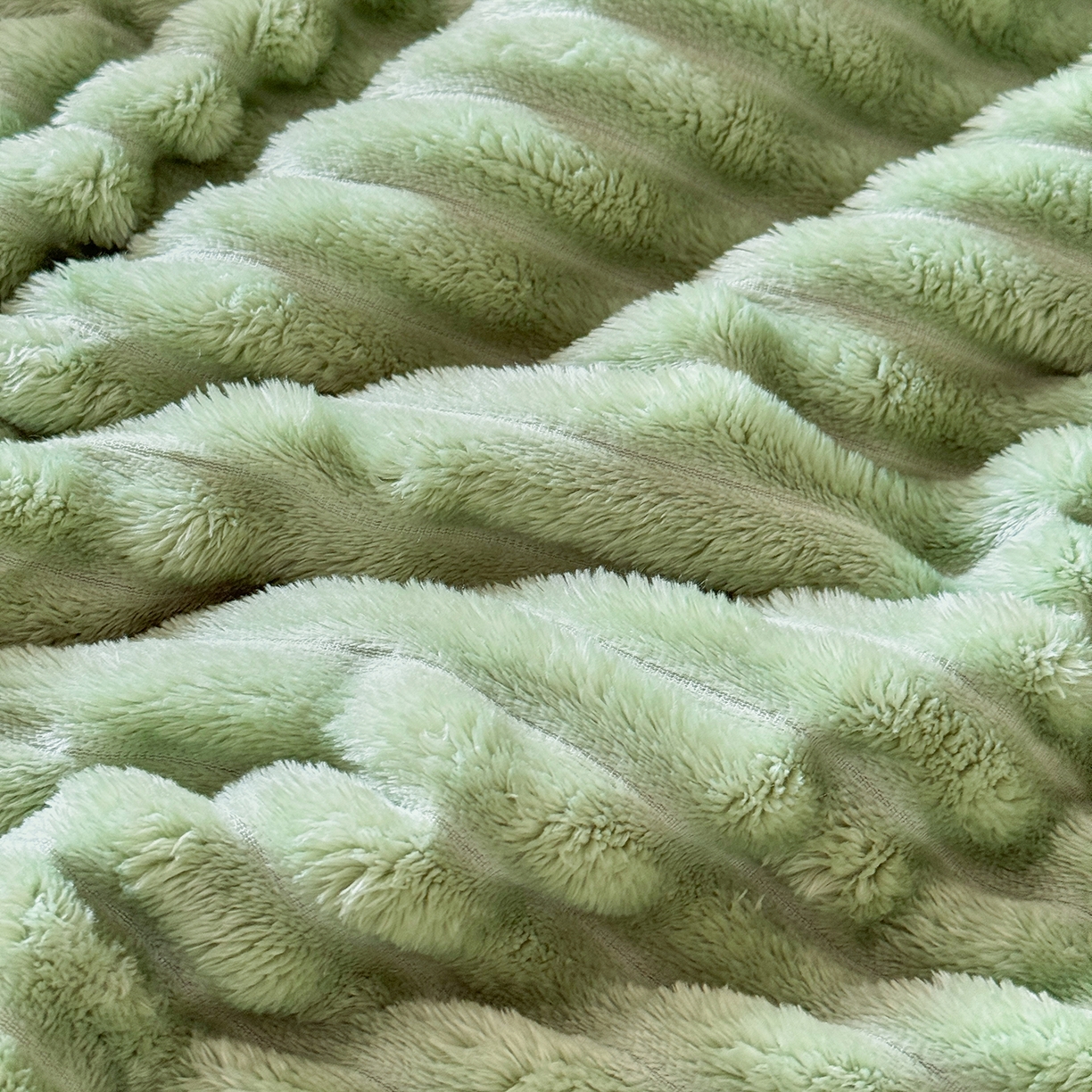 91家纺网 家纺一手货源 找家纺 艾咪-Amy ntmy 2025新款立体抽条仿兔绒羊羔绒双层毯子 双层毯-春芽绿