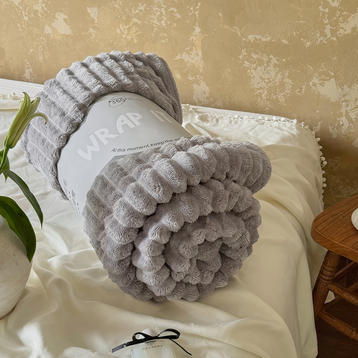 91家纺网 家纺一手货源 找家纺 艾咪-Amy ntmy 2025新款立体抽条仿兔绒羊羔绒双层毯子 双层毯-柔云灰