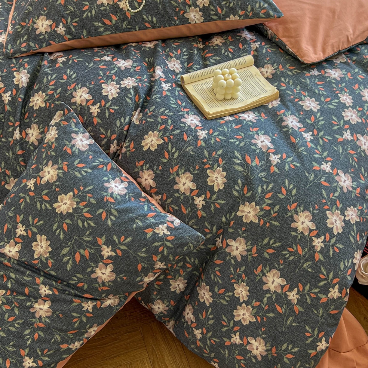 91家纺网 家纺一手货源 找家纺 田野 2025新款全棉13360加厚磨毛印花四件套 香草集