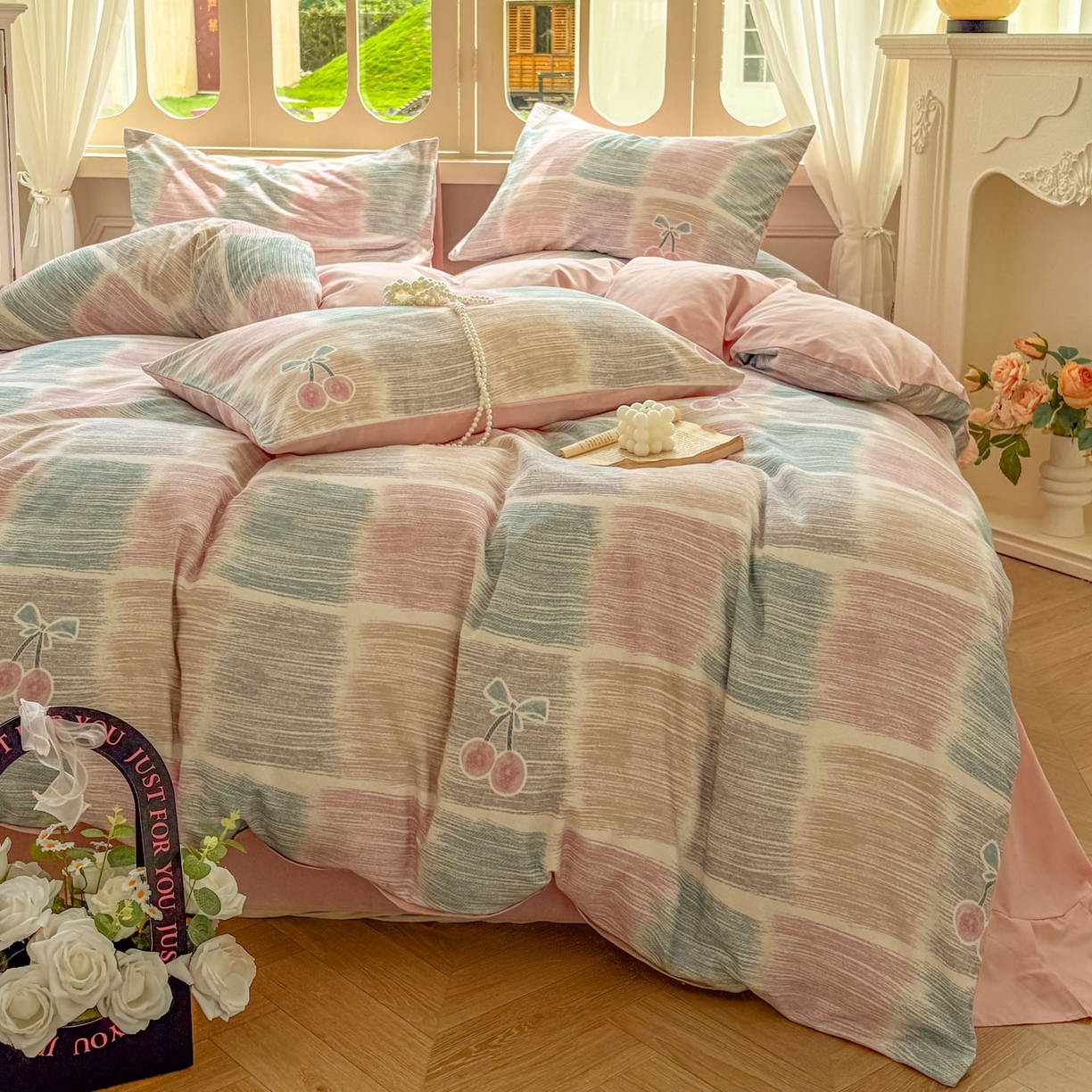 91家纺网 家纺一手货源 找家纺 田野 2025新款全棉13360加厚磨毛印花四件套 樱为你-粉