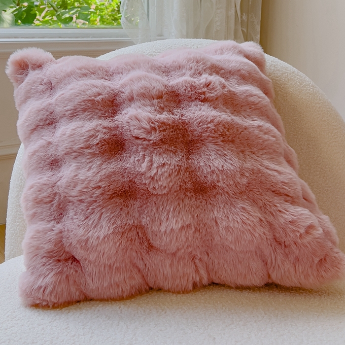 91家纺网 家纺一手货源 找家纺 （总）奥裕2025新款A类480克托斯卡纳大兔毛仿皮草兔兔绒午睡毛毯（含包装）