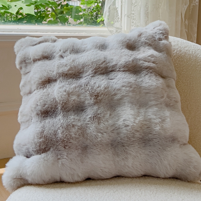 91家纺网 家纺一手货源 找家纺 （总）奥裕2025新款A类480克托斯卡纳大兔毛仿皮草兔兔绒午睡毛毯（含包装）