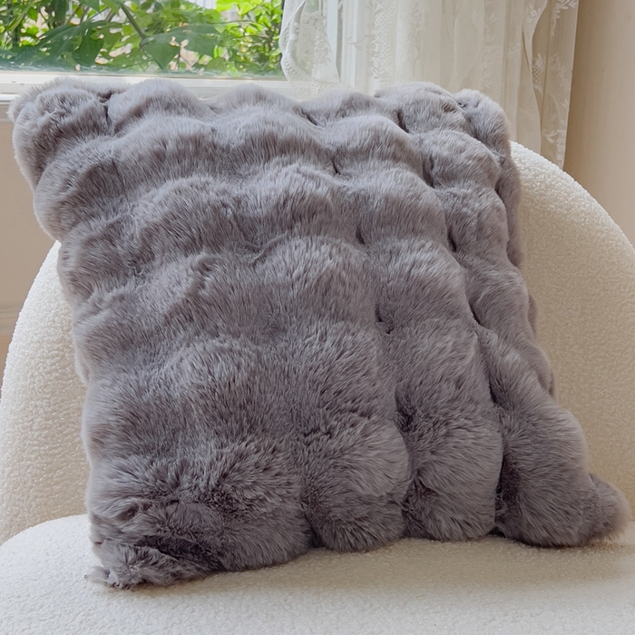 91家纺网 家纺一手货源 找家纺 （总）奥裕2025新款A类480克托斯卡纳大兔毛仿皮草兔兔绒午睡毛毯（含包装）