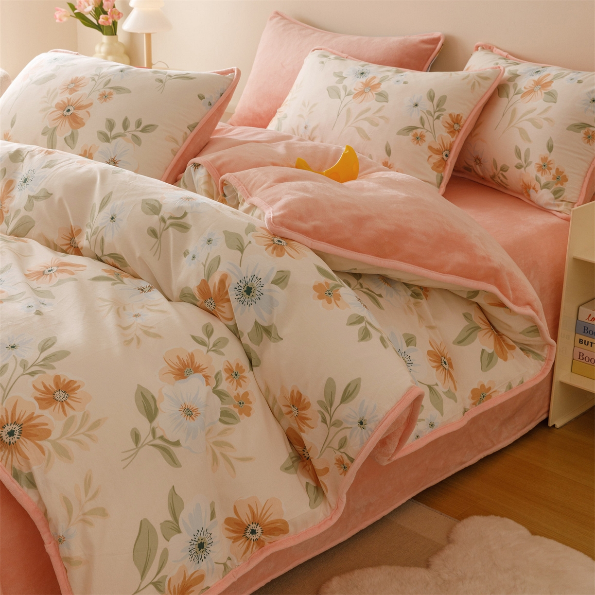 91家纺网 家纺一手货源 找家纺 红粉佳人家纺 2025新款A类棉加绒印花单被套被套单件 花颜悦色