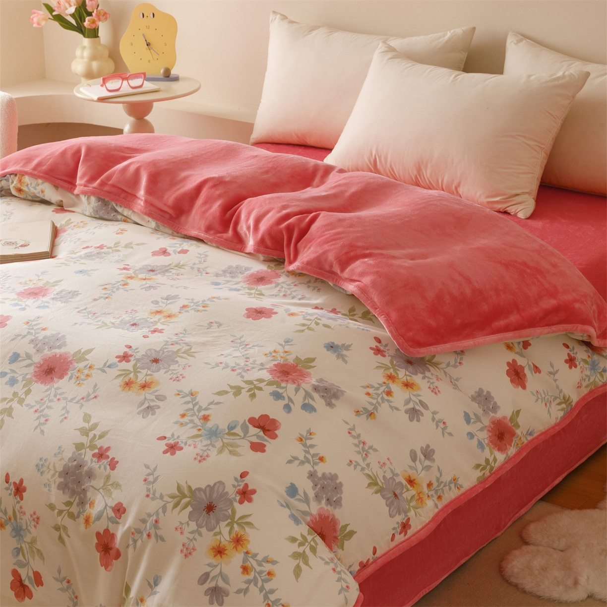 91家纺网 家纺一手货源 找家纺 红粉佳人家纺 2025新款A类棉加绒印花单被套被套单件 花漾甜梦