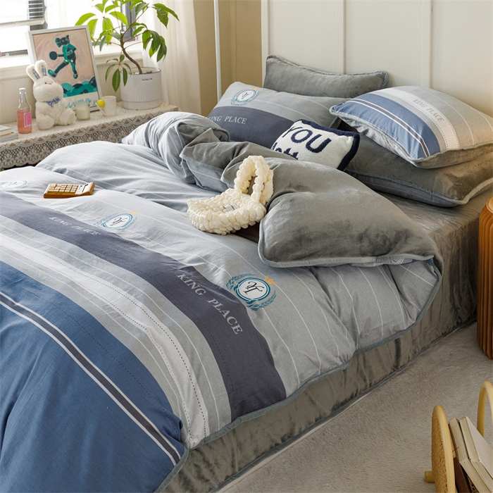 91家纺网 家纺一手货源 找家纺 红粉佳人家纺 2025新款A类棉加绒印花单被套被套单件 皇家学院