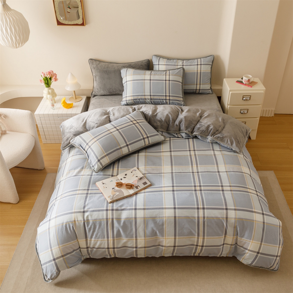 91家纺网 家纺一手货源 找家纺 红粉佳人家纺 2025新款A类棉加绒印花单被套被套单件 简格风尚