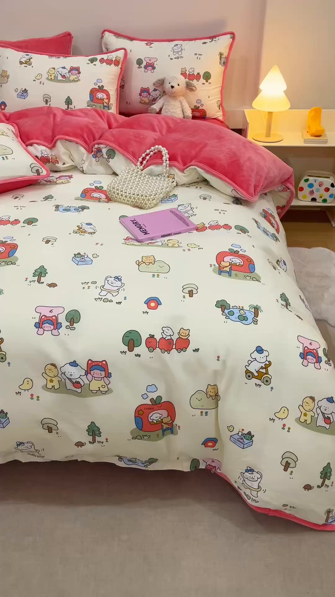 91家纺网 家纺一手货源 找家纺 红粉佳人家纺 2025新款A类棉加绒印花单被套被套单件 开心家园