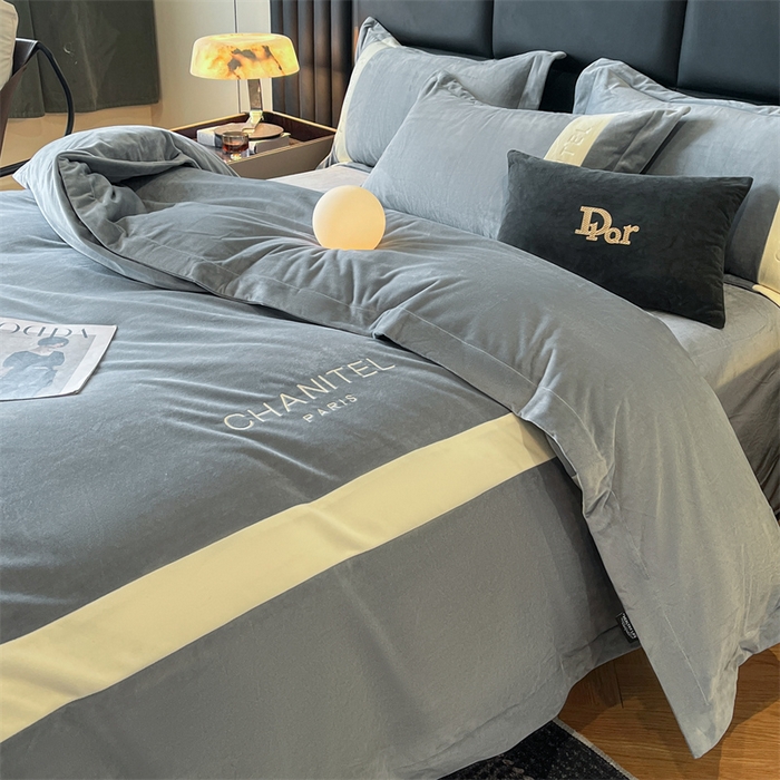 91家纺网 家纺一手货源 找家纺 （总）奥裕2025新款加厚婴儿绒四件套曼莎款牛奶绒四件套