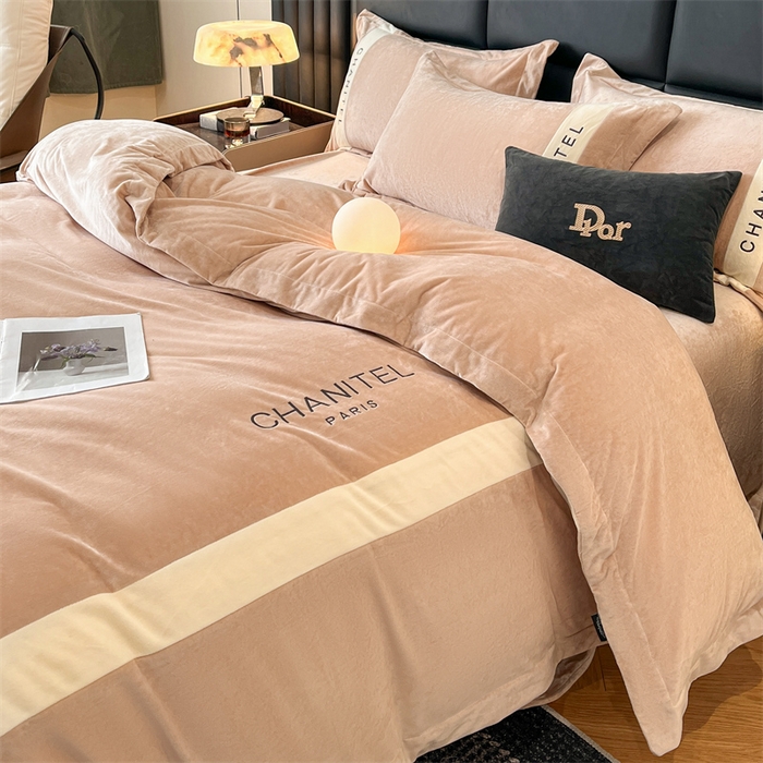 91家纺网 家纺一手货源 找家纺 （总）奥裕2025新款加厚婴儿绒四件套曼莎款牛奶绒四件套