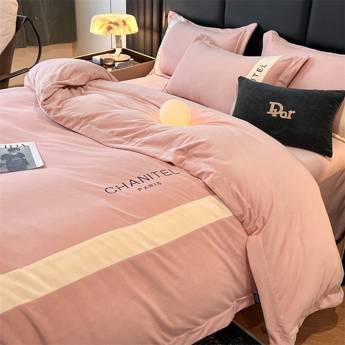 91家纺网 家纺一手货源 找家纺 （总）奥裕2025新款加厚婴儿绒四件套曼莎款牛奶绒四件套