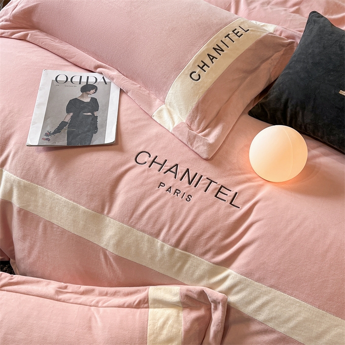 91家纺网 家纺一手货源 找家纺 （总）奥裕2025新款加厚婴儿绒四件套曼莎款牛奶绒四件套