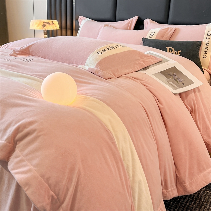 91家纺网 家纺一手货源 找家纺 （总）奥裕2025新款加厚婴儿绒四件套曼莎款牛奶绒四件套