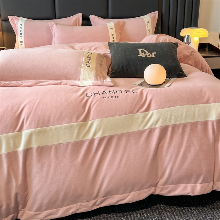 91家纺网 家纺一手货源 找家纺 （总）奥裕2025新款加厚婴儿绒四件套曼莎款牛奶绒四件套