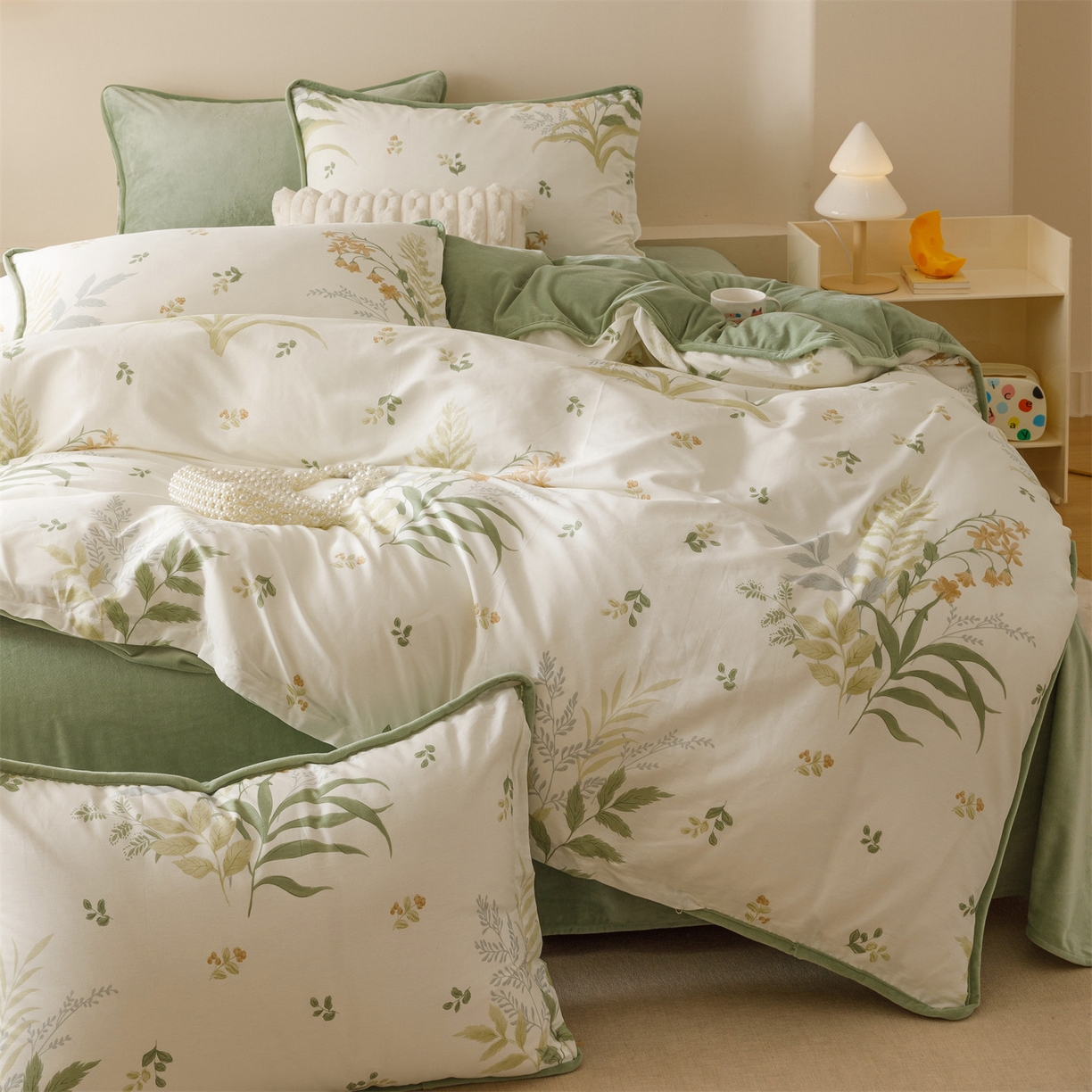 91家纺网 家纺一手货源 找家纺 红粉佳人家纺 2025新款A类棉加绒印花单被套被套单件 蜜叶