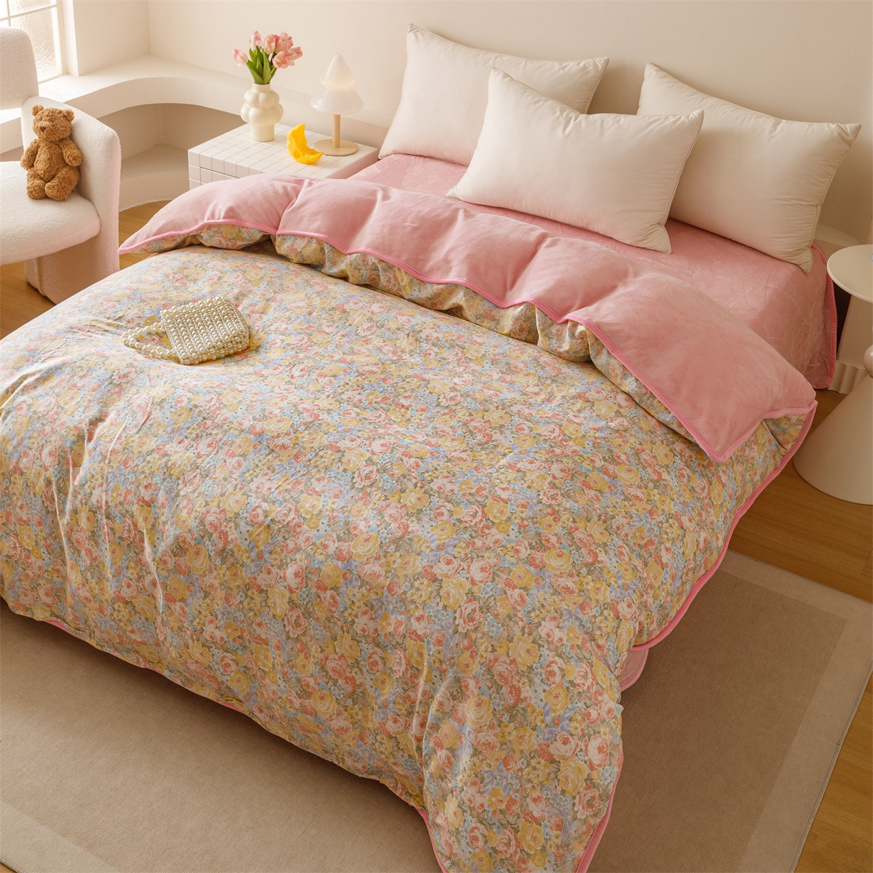 91家纺网 家纺一手货源 找家纺 红粉佳人家纺 2025新款A类棉加绒印花单被套被套单件 暖阳绿意