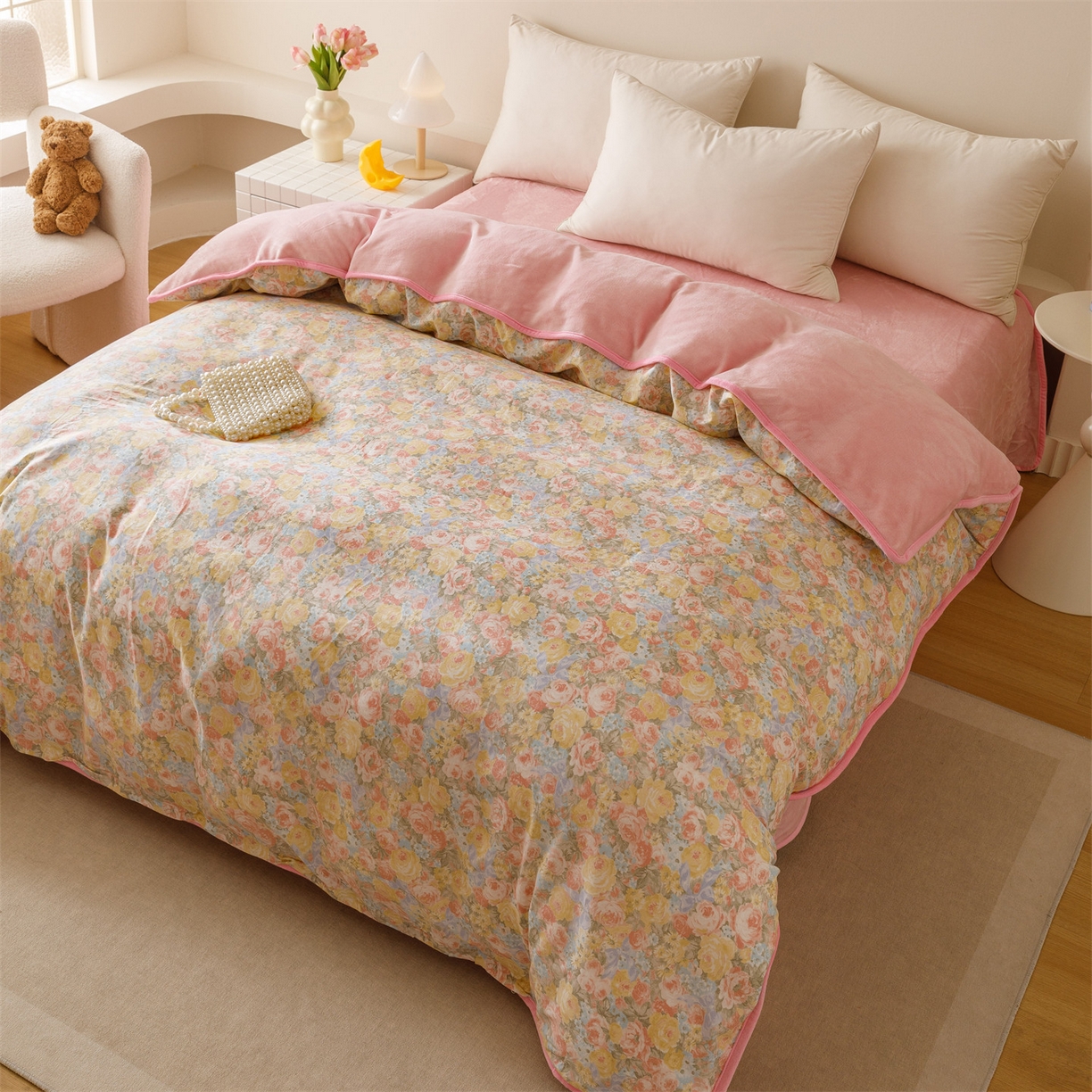 91家纺网 家纺一手货源 找家纺 红粉佳人家纺 2025新款A类棉加绒印花单被套被套单件 暖阳绿意