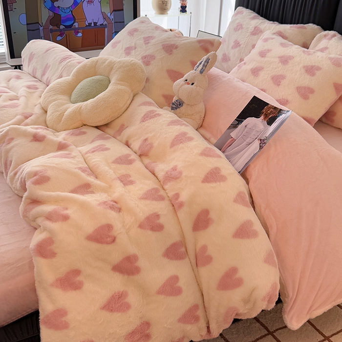 91家纺网 家纺一手货源 找家纺 HL原创 2025新款兔毛绒四件套 粉色心情