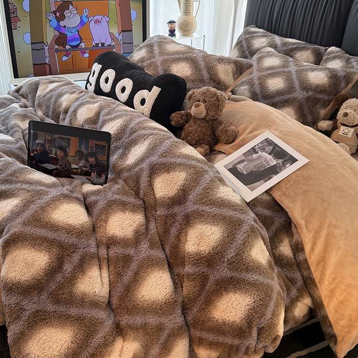 91家纺网 家纺一手货源 找家纺 HL原创 2025新款兔毛绒四件套 咖啡