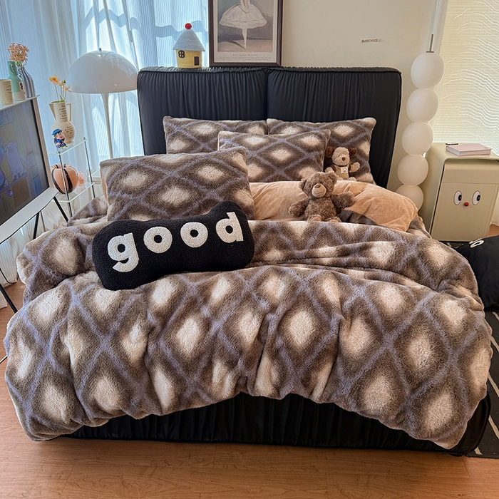 91家纺网 家纺一手货源 找家纺 HL原创 2025新款兔毛绒四件套 咖啡