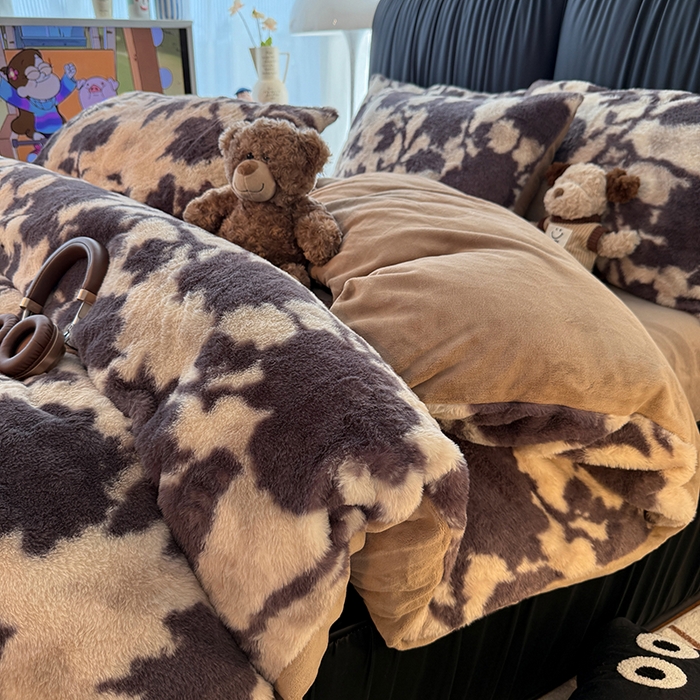 91家纺网 家纺一手货源 找家纺 HL原创 2025新款兔毛绒四件套 洛可可