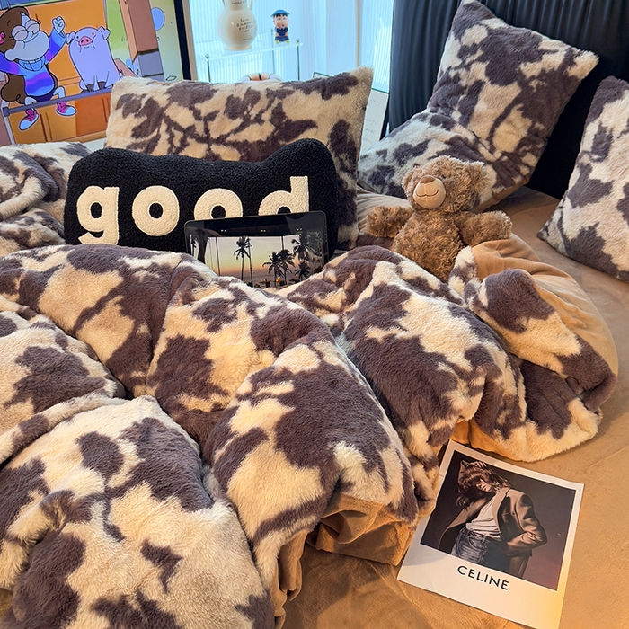 91家纺网 家纺一手货源 找家纺 HL原创 2025新款兔毛绒四件套 洛可可