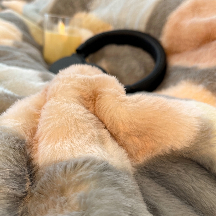 91家纺网 家纺一手货源 找家纺 HL原创 2025新款兔毛绒四件套 魔方