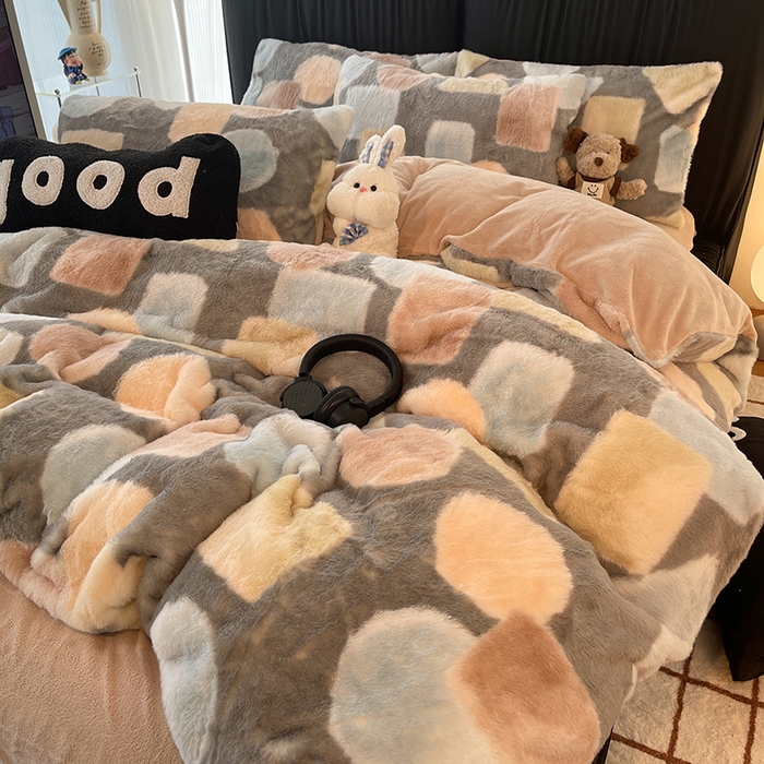 91家纺网 家纺一手货源 找家纺 HL原创 2025新款兔毛绒四件套 魔方