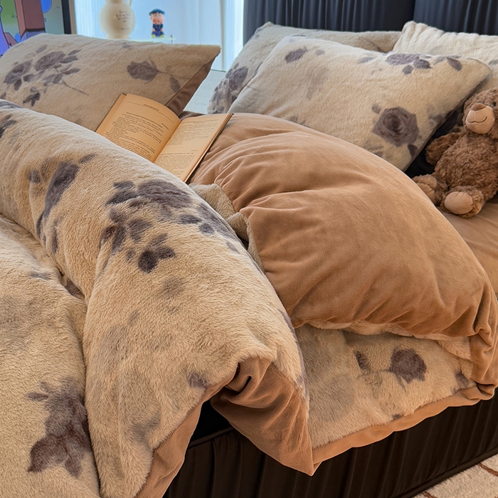 91家纺网 家纺一手货源 找家纺 HL原创 2025新款兔毛绒四件套 陌颜