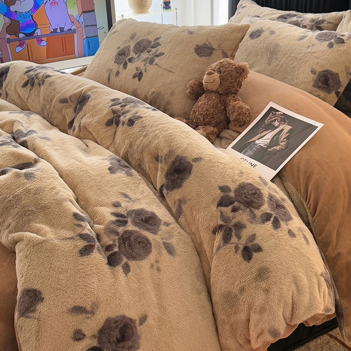 91家纺网 家纺一手货源 找家纺 HL原创 2025新款兔毛绒四件套 陌颜