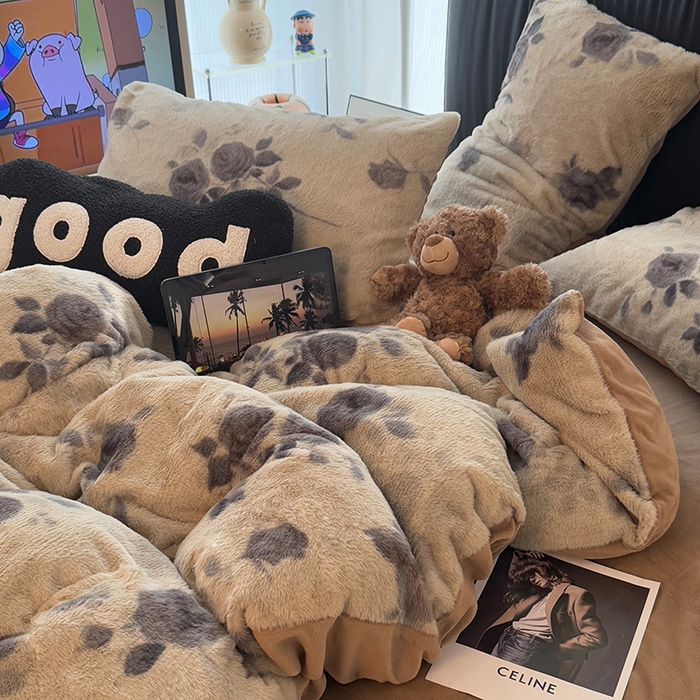 91家纺网 家纺一手货源 找家纺 HL原创 2025新款兔毛绒四件套 陌颜