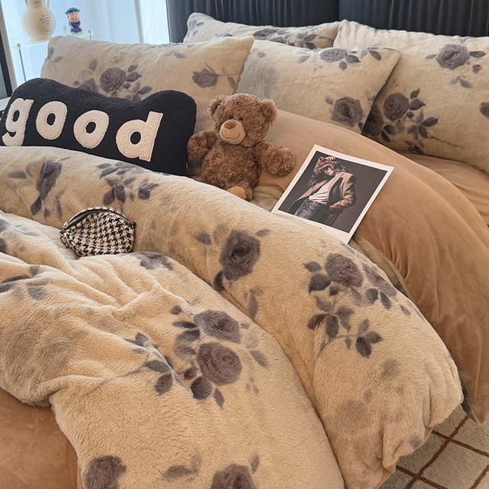 91家纺网 家纺一手货源 找家纺 HL原创 2025新款兔毛绒四件套 陌颜