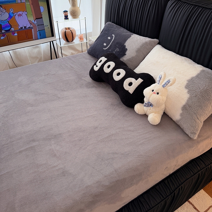 91家纺网 家纺一手货源 找家纺 HL原创 2025新款兔毛绒四件套 墨蓝