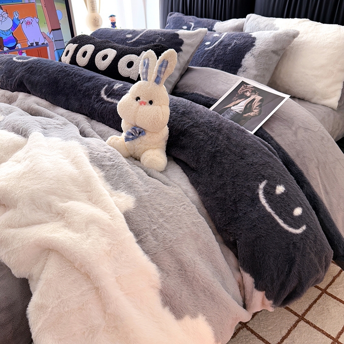 91家纺网 家纺一手货源 找家纺 HL原创 2025新款兔毛绒四件套 墨蓝