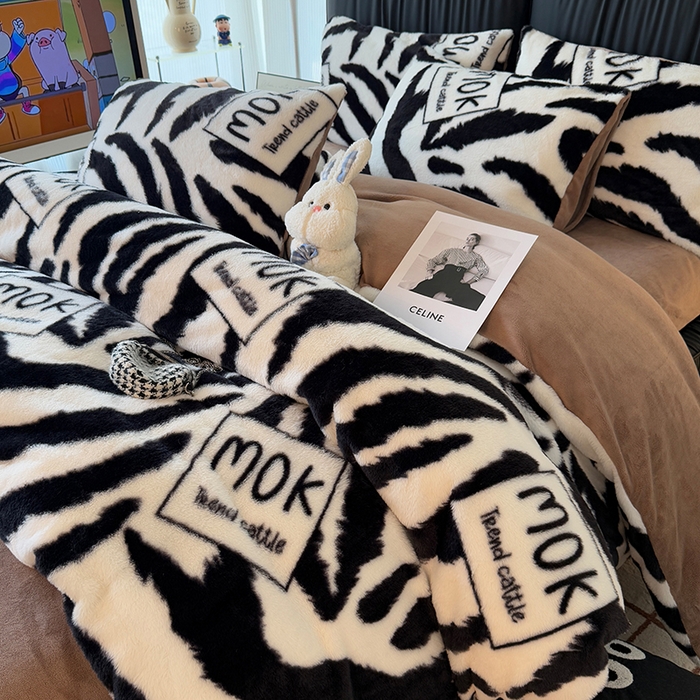 91家纺网 家纺一手货源 找家纺 HL原创 2025新款兔毛绒四件套 时尚斑马