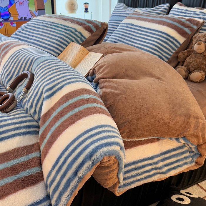 91家纺网 家纺一手货源 找家纺 HL原创 2025新款兔毛绒四件套 英伦风