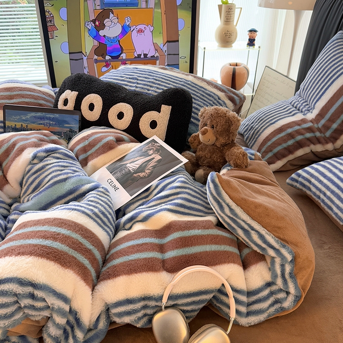 91家纺网 家纺一手货源 找家纺 HL原创 2025新款兔毛绒四件套 英伦风