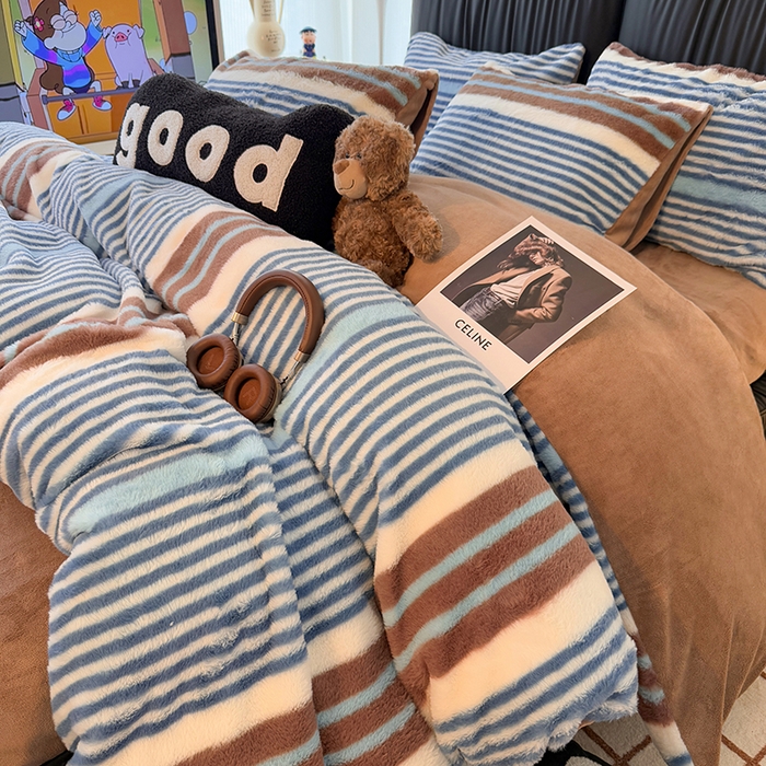 91家纺网 家纺一手货源 找家纺 HL原创 2025新款兔毛绒四件套 英伦风