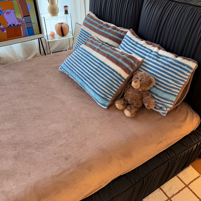 91家纺网 家纺一手货源 找家纺 HL原创 2025新款兔毛绒四件套 英伦风