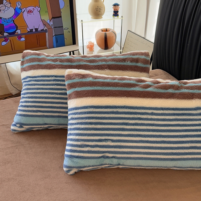 91家纺网 家纺一手货源 找家纺 HL原创 2025新款兔毛绒四件套 英伦风