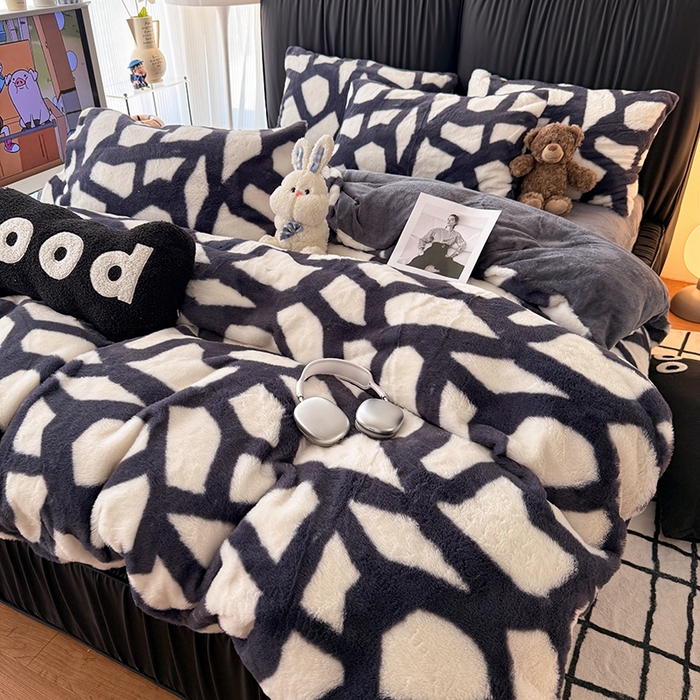 91家纺网 家纺一手货源 找家纺 HL原创 2025新款兔毛绒四件套 自由-黑