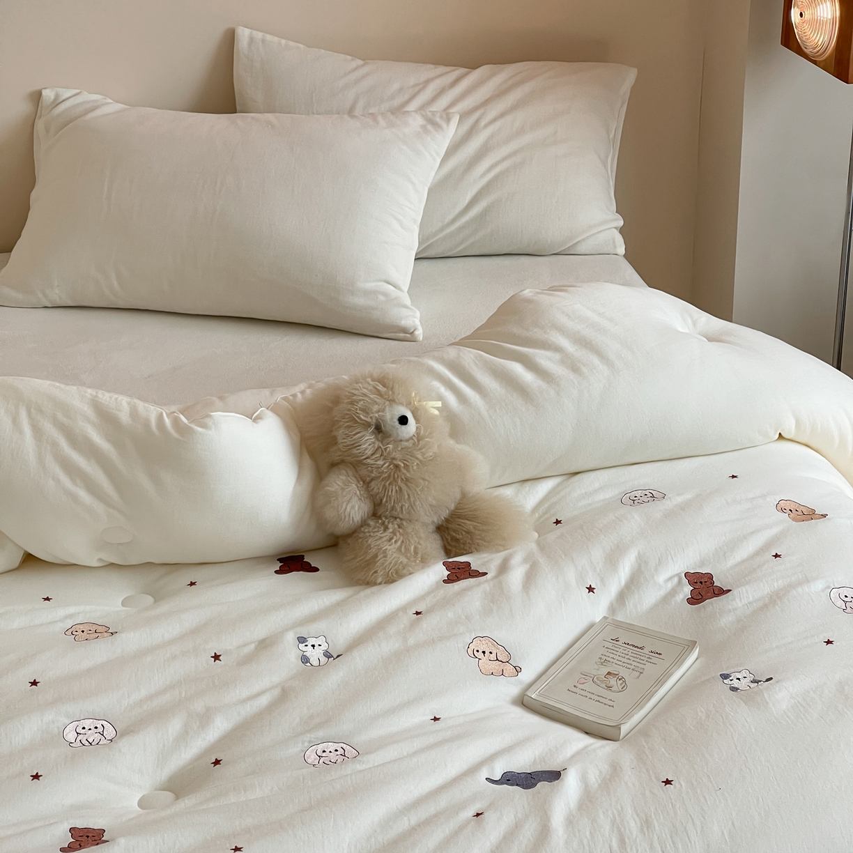 91家纺网 家纺一手货源 找家纺 （总）一加一 2025新款全棉双层皱皱纱刺绣蚕丝大豆抗菌被子被芯